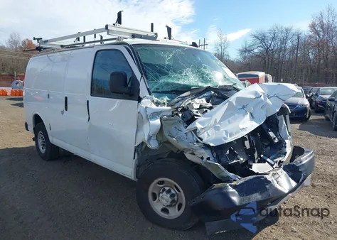 2024 Chevrolet Express Cargo Rwd 2500 Regular Wheelbase Wt z USA, uszkodzony, nr VIN 1GCWGAFPXR1248280